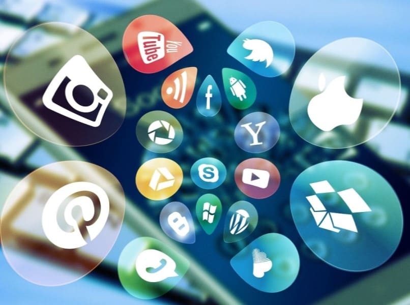 تغيير اسم المستخدم على فيسبوك تويتر إنستجرام تيك توك