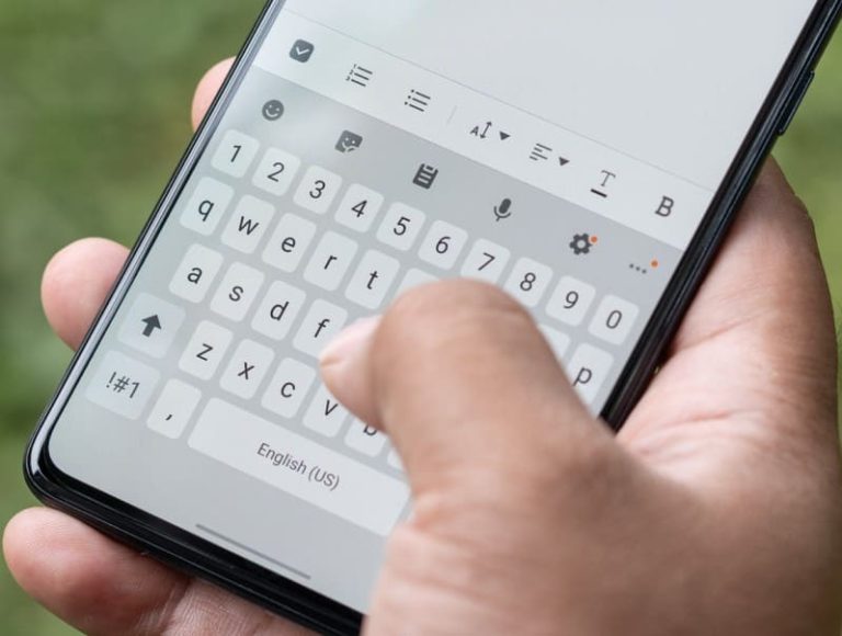 5 طرق سهلة لتغيير لوحة المفاتيح على Android